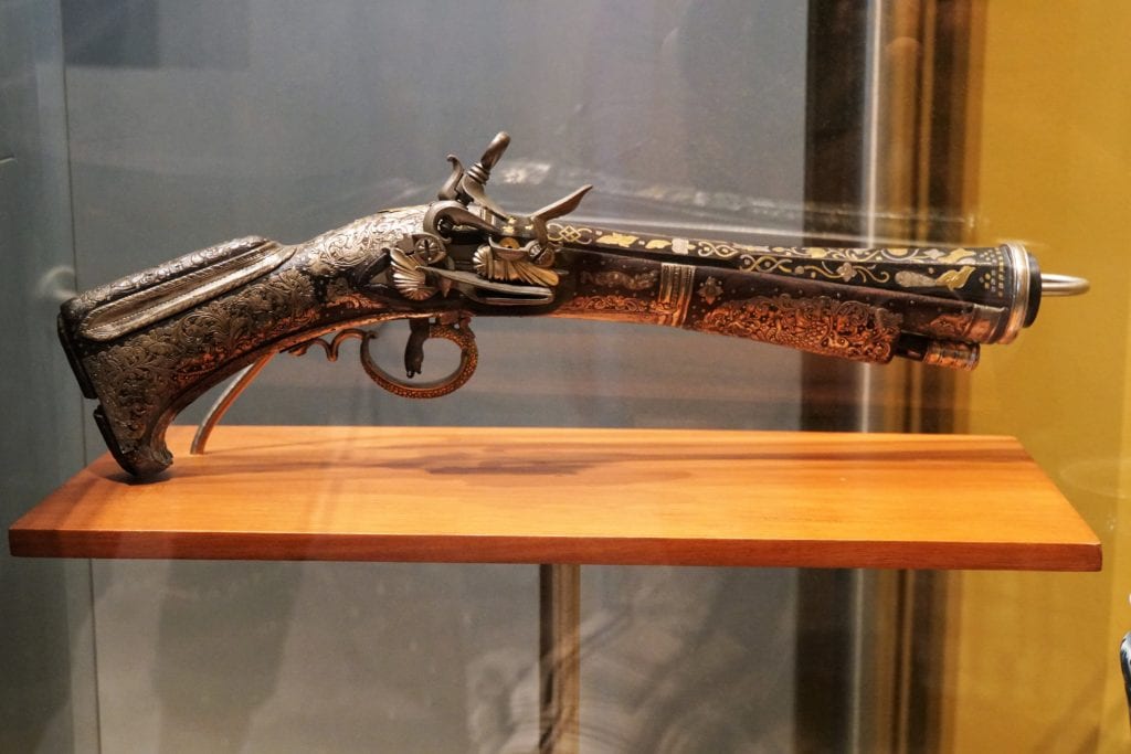 Dually pistol at Chapultepec Castle