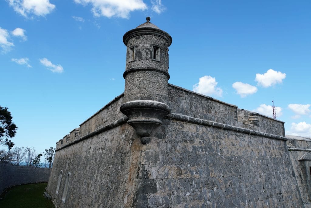 Fuerte de San Miguel showing outer wall and look out