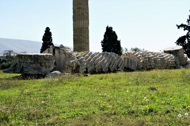 Temple of Olympian fallen down column