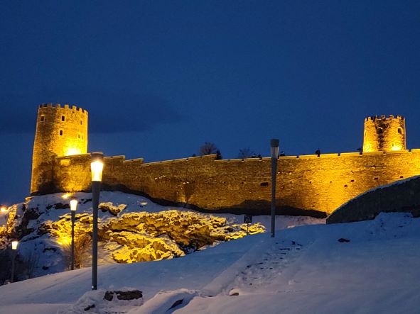 Akhaltsikhe at night with lights