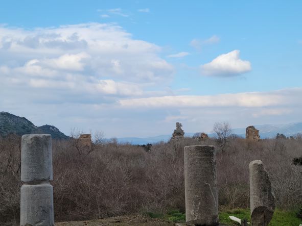 Rock structure outside of Ephesus toward Harbour