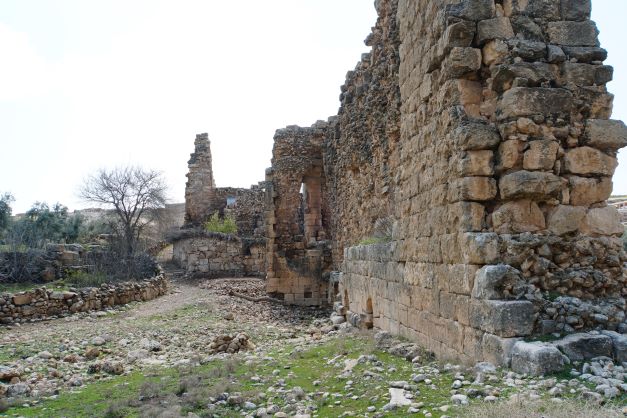 Ancient wall in Dara