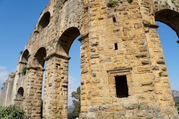 Aspendos aquaduct from road