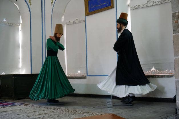 Learning the whirling dervish