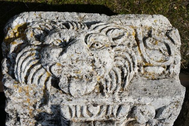 Lion at Uzuncaburc