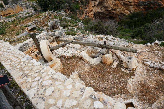 Oil press at Kanlidivane