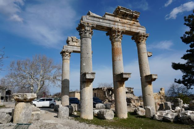 Ruins at Uzuncaburc